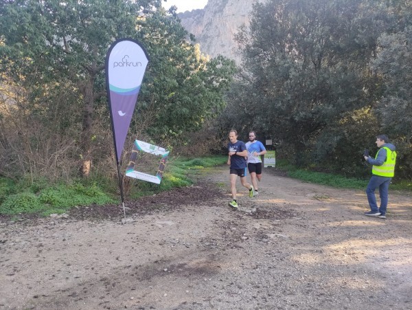 Runners at Favorita parkrun in Palermo, Italy