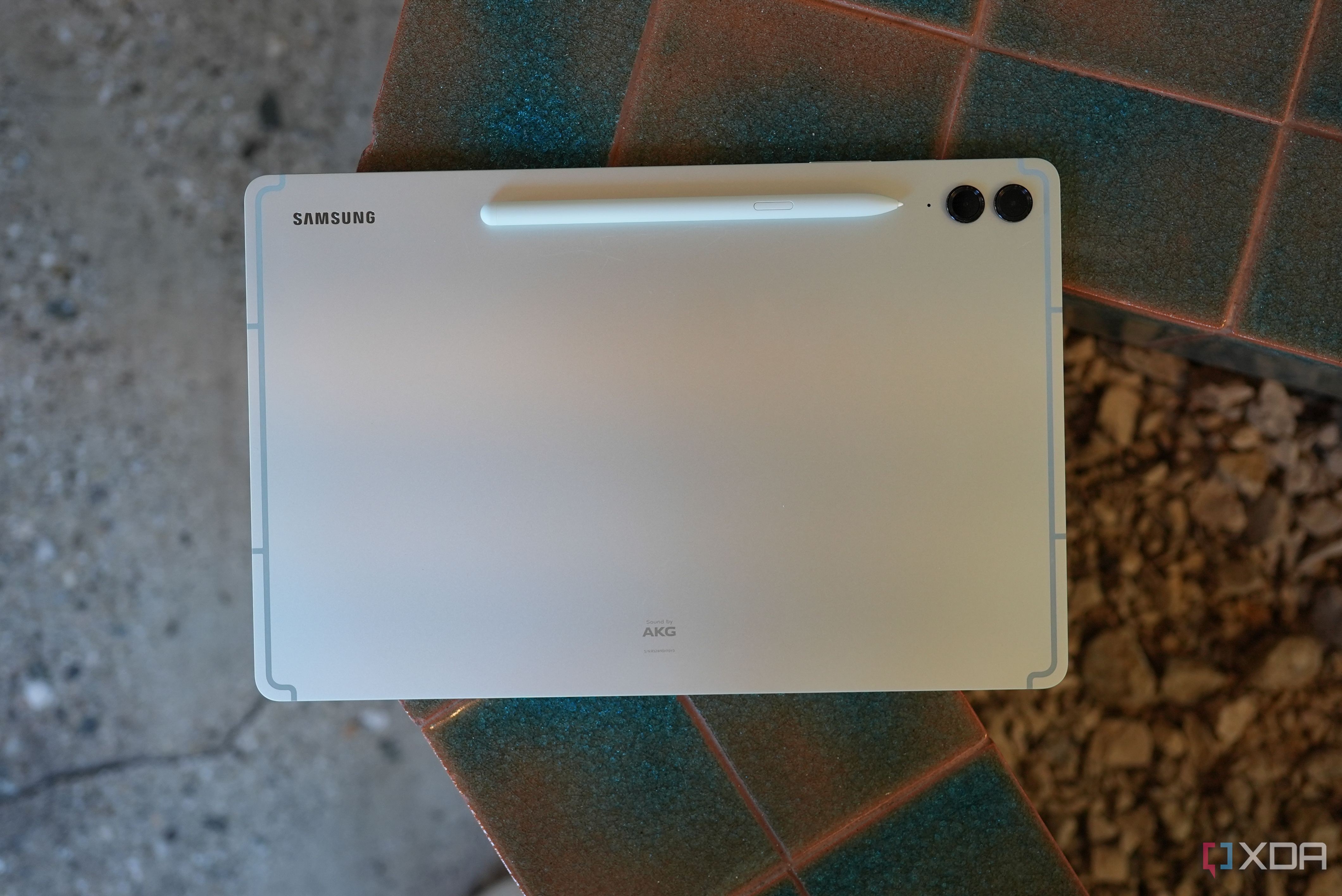 Galaxy Tab S9 FE flat with pen resting on top