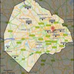 Map comparing the size of London and Buenos Aires, highlighting key landmarks for scale comparison, showing Buenos Aires is smaller than London.