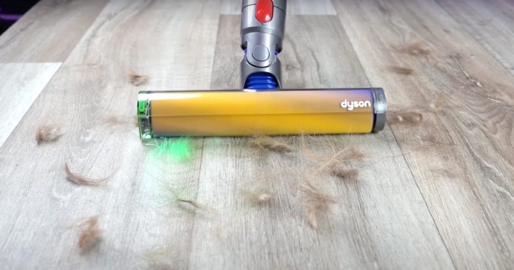 Pet Hair Pickup Test - Best Dyson Cordless Vacuum