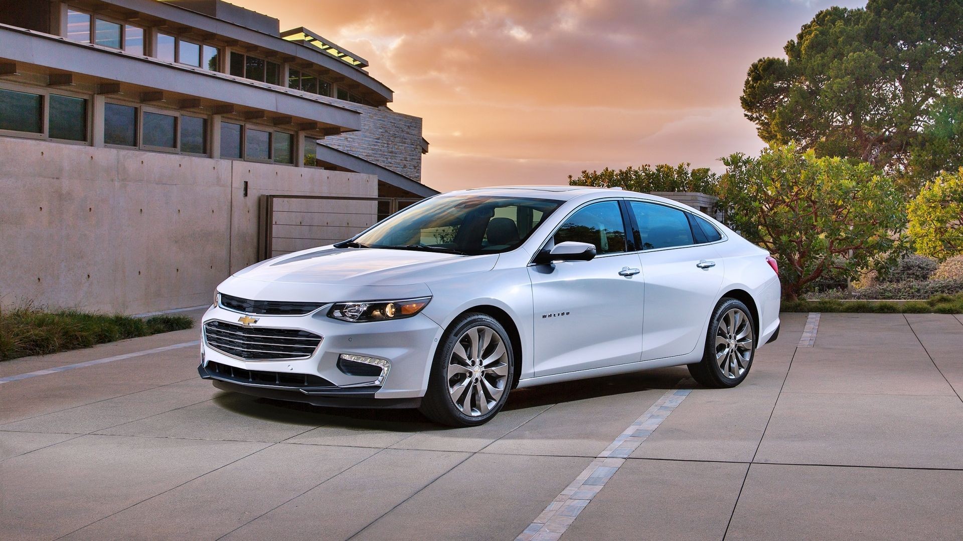 White 2016 Chevrolet Malibu