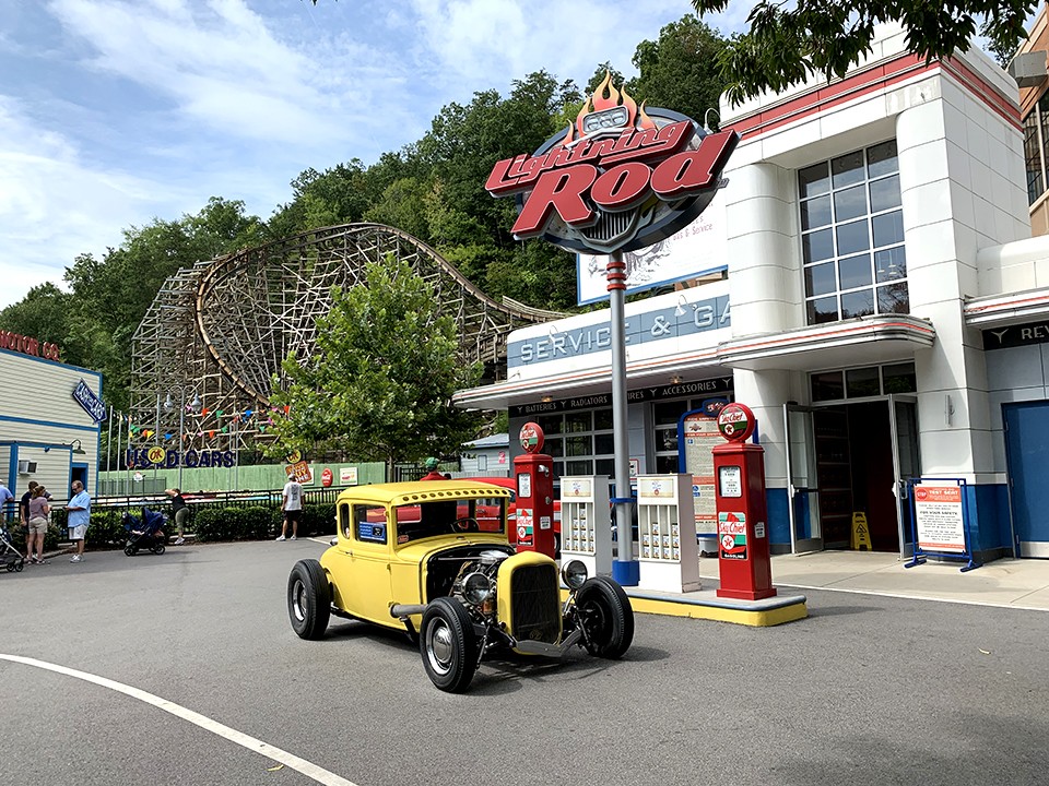 Dollywood's Lightning Rod roller coaster, a unique hybrid coaster