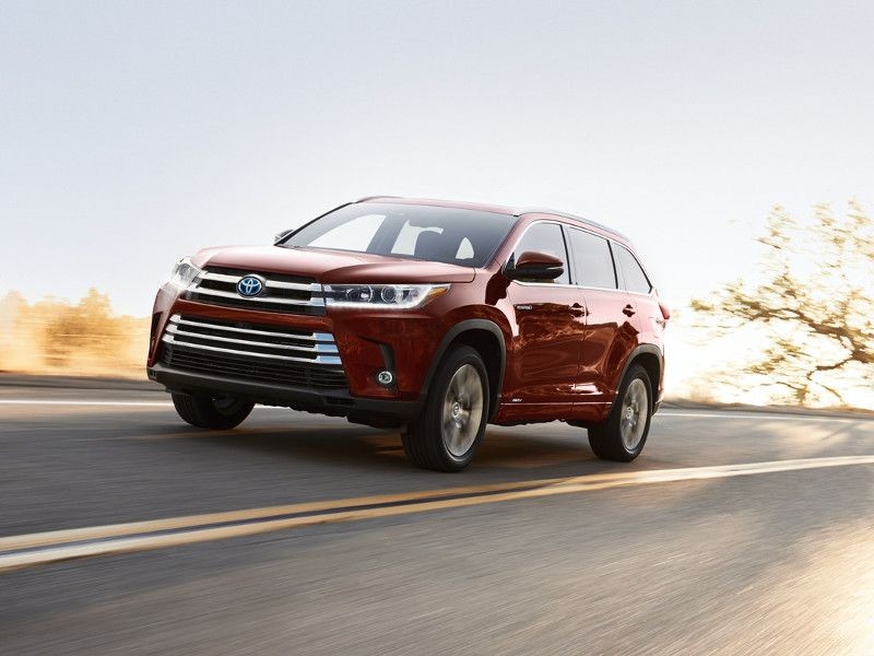 Toyota Highlander Front View