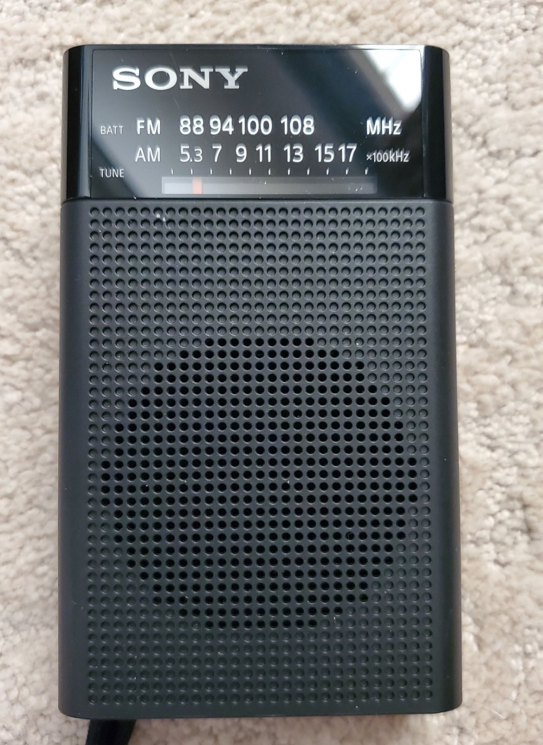 Sony ICF-P27