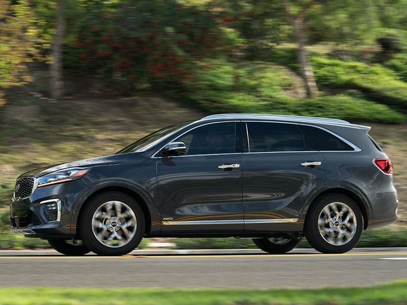 Kia Sorento Front View