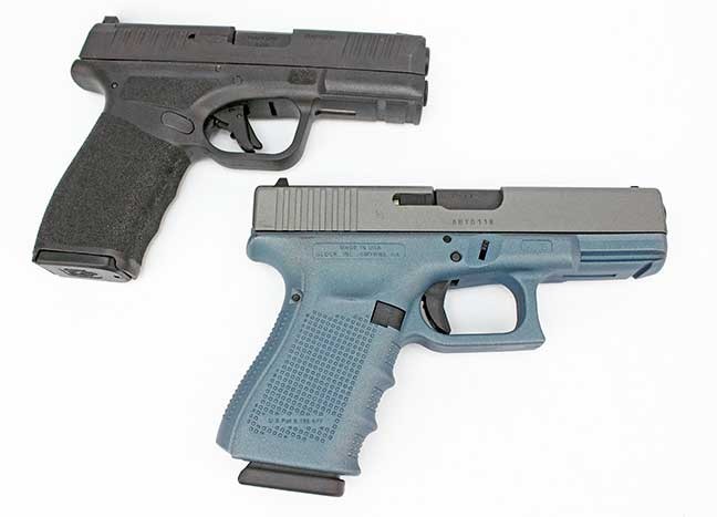 Springfield Hellcat Pro (top) Glock 19 (bottom)