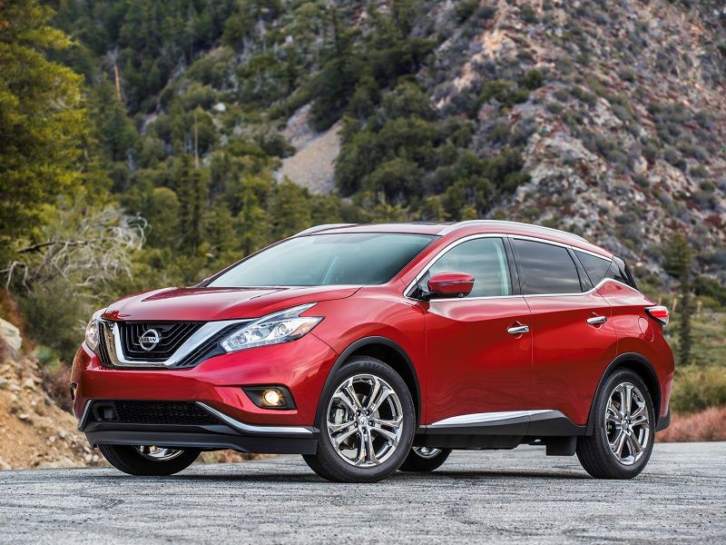 Nissan Murano in Urban Setting - Photo by Nissan