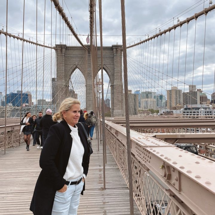 Carrie Green Zinn on the Brooklyn Bridge